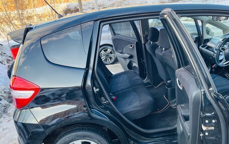 Honda Fit III, 2013 год, 750 000 рублей, 7 фотография