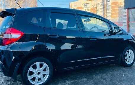 Honda Fit III, 2013 год, 750 000 рублей, 6 фотография