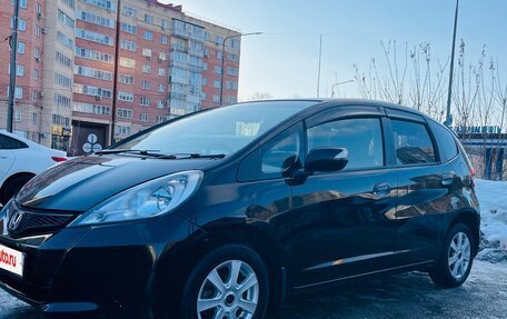 Honda Fit III, 2013 год, 750 000 рублей, 4 фотография