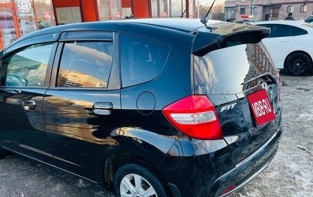 Honda Fit III, 2013 год, 750 000 рублей, 5 фотография