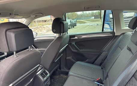 Volkswagen Tiguan II, 2020 год, 2 350 000 рублей, 16 фотография