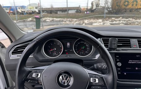 Volkswagen Tiguan II, 2020 год, 2 350 000 рублей, 12 фотография