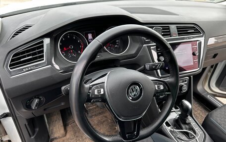 Volkswagen Tiguan II, 2020 год, 2 350 000 рублей, 10 фотография