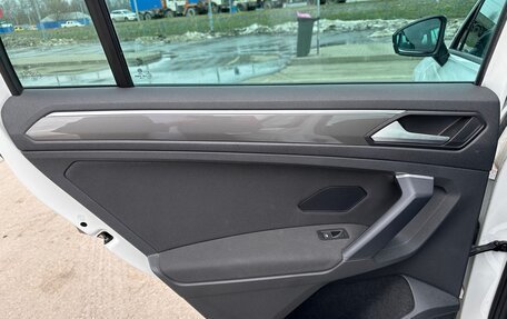 Volkswagen Tiguan II, 2020 год, 2 350 000 рублей, 20 фотография