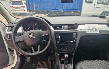 Skoda Rapid I, 2019 год, 940 000 рублей, 10 фотография