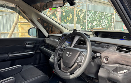 Honda Freed II, 2019 год, 1 475 000 рублей, 7 фотография