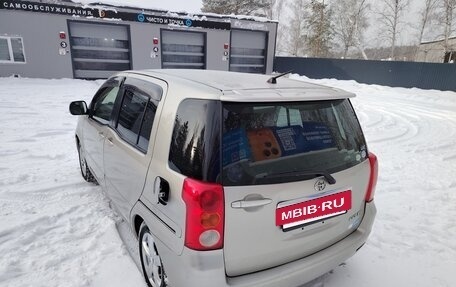 Toyota Raum II, 2005 год, 550 000 рублей, 10 фотография