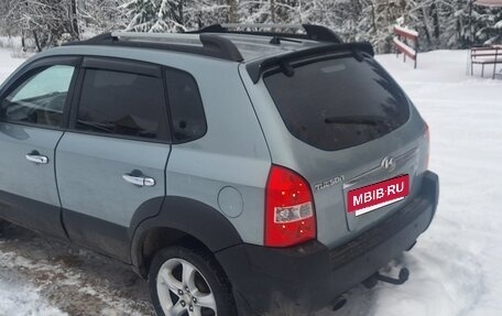 Hyundai Tucson III, 2004 год, 500 000 рублей, 2 фотография