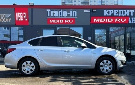 Opel Astra J, 2013 год, 749 000 рублей, 13 фотография