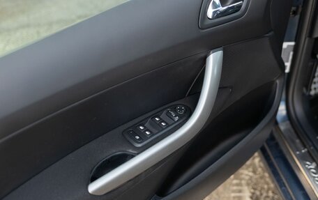 Peugeot 408 I рестайлинг, 2012 год, 620 000 рублей, 17 фотография