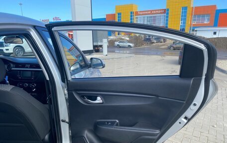 KIA Rio IV, 2018 год, 1 470 000 рублей, 10 фотография