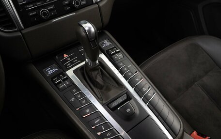 Porsche Macan I рестайлинг, 2015 год, 2 749 000 рублей, 16 фотография