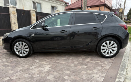 Opel Astra J, 2011 год, 980 000 рублей, 4 фотография