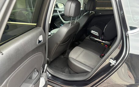 Opel Astra J, 2011 год, 980 000 рублей, 12 фотография