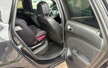 Opel Astra J, 2011 год, 980 000 рублей, 10 фотография