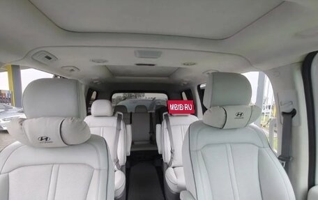 Hyundai Staria, 2021 год, 4 399 000 рублей, 2 фотография