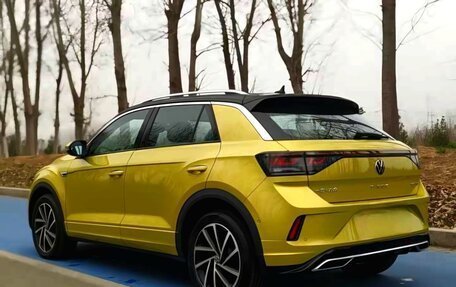 Volkswagen T-Roc I, 2023 год, 2 149 000 рублей, 5 фотография