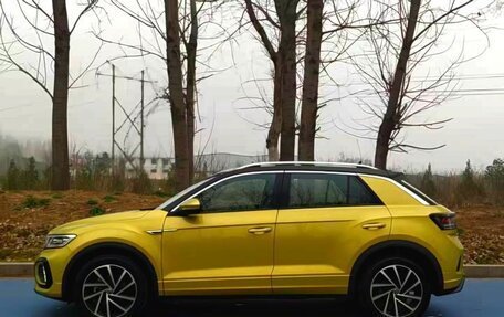 Volkswagen T-Roc I, 2023 год, 2 149 000 рублей, 7 фотография