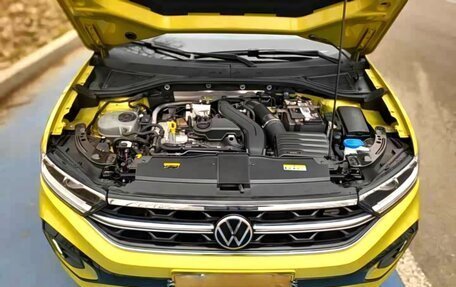 Volkswagen T-Roc I, 2023 год, 2 149 000 рублей, 12 фотография