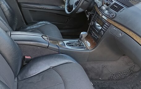 Mercedes-Benz E-Класс, 2003 год, 690 000 рублей, 7 фотография