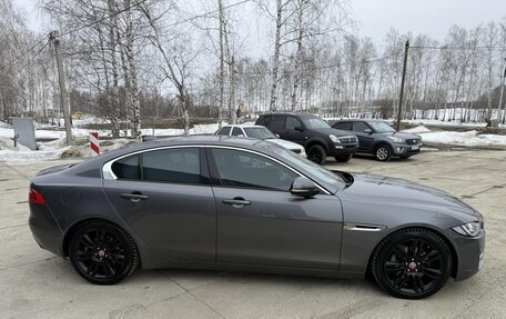 Jaguar XE I рестайлинг, 2016 год, 1 900 000 рублей, 7 фотография