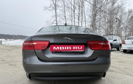 Jaguar XE I рестайлинг, 2016 год, 1 900 000 рублей, 5 фотография