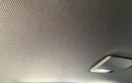 Jaguar XE I рестайлинг, 2016 год, 1 900 000 рублей, 24 фотография