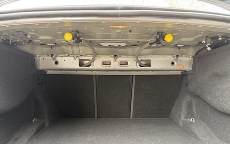 Jaguar XE I рестайлинг, 2016 год, 1 900 000 рублей, 31 фотография