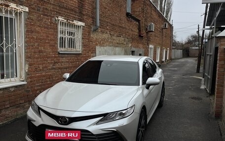 Toyota Camry, 2021 год, 3 895 000 рублей, 3 фотография