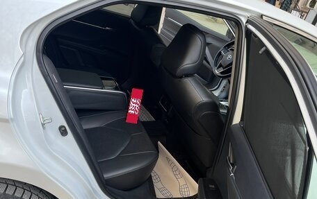 Toyota Camry, 2021 год, 3 895 000 рублей, 7 фотография