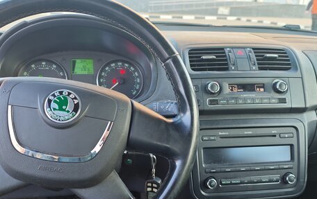 Skoda Fabia II, 2010 год, 800 000 рублей, 6 фотография