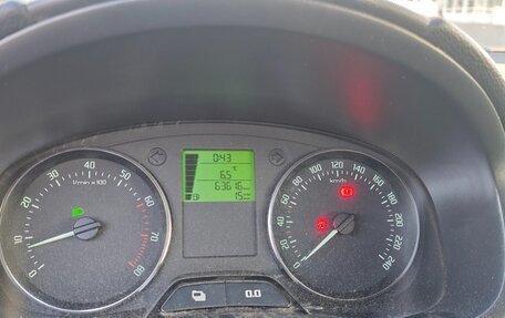 Skoda Fabia II, 2010 год, 800 000 рублей, 5 фотография