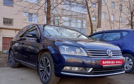 Volkswagen Passat B7, 2012 год, 1 699 000 рублей, 2 фотография