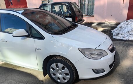 Opel Astra J, 2012 год, 635 000 рублей, 10 фотография