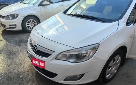 Opel Astra J, 2012 год, 635 000 рублей, 9 фотография