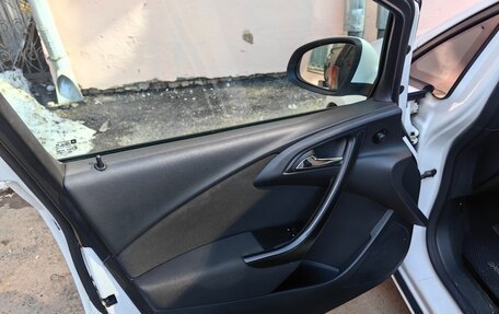 Opel Astra J, 2012 год, 635 000 рублей, 20 фотография