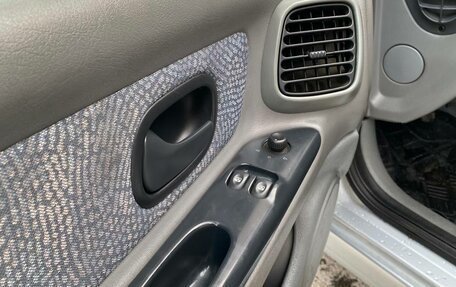 Renault Laguna III рестайлинг, 2008 год, 300 000 рублей, 7 фотография