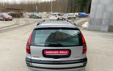 Renault Laguna III рестайлинг, 2008 год, 300 000 рублей, 17 фотография