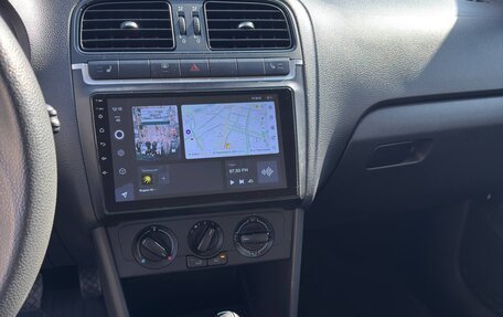 Volkswagen Polo VI (EU Market), 2013 год, 1 200 000 рублей, 26 фотография