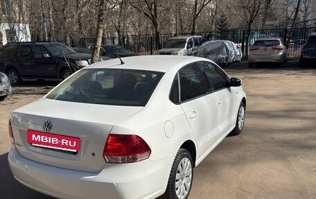 Volkswagen Polo VI (EU Market), 2013 год, 1 200 000 рублей, 33 фотография