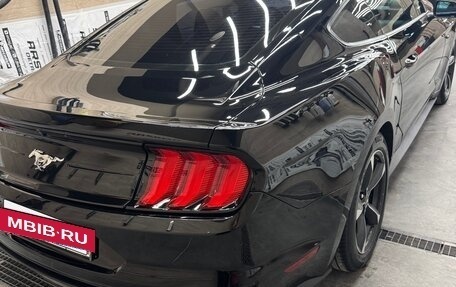 Ford Mustang VI рестайлинг, 2019 год, 3 100 000 рублей, 8 фотография