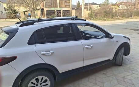 KIA Rio IV, 2021 год, 1 240 000 рублей, 1 фотография