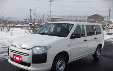 Toyota Succeed I рестайлинг, 2019 год, 1 150 000 рублей, 1 фотография