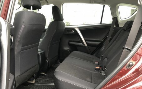 Toyota RAV4, 2018 год, 2 191 000 рублей, 11 фотография