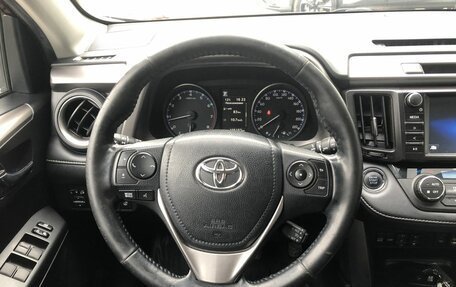 Toyota RAV4, 2018 год, 2 191 000 рублей, 12 фотография