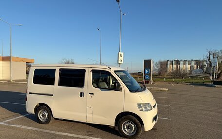 Toyota Town Ace IV, 2012 год, 1 600 000 рублей, 2 фотография
