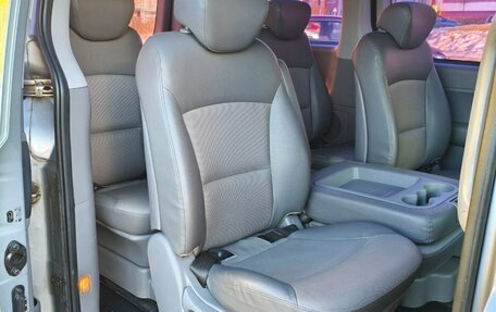 Hyundai Grand Starex Grand Starex I рестайлинг 2, 2011 год, 1 360 000 рублей, 8 фотография