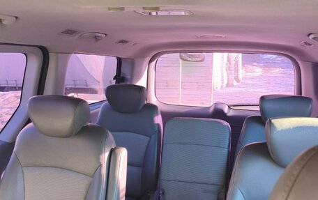 Hyundai Grand Starex Grand Starex I рестайлинг 2, 2011 год, 1 360 000 рублей, 16 фотография