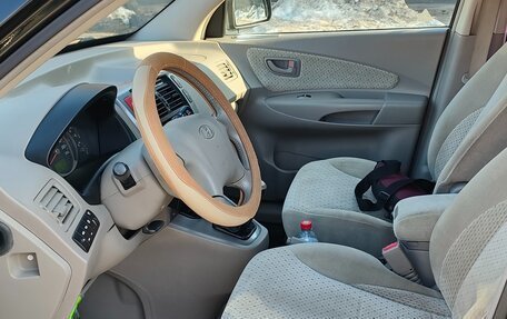 Hyundai Tucson III, 2005 год, 700 000 рублей, 7 фотография