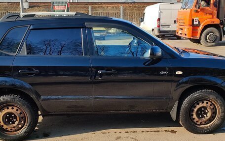 Hyundai Tucson III, 2005 год, 700 000 рублей, 3 фотография